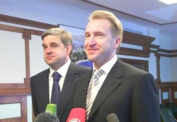 Первый вице-премьер Игорь Шувалов и губернатор края Сергей Дарькин ответили на вопросы уссурийцев