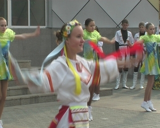 Уссурийцы отпраздновали День Приморья викториной и танцами