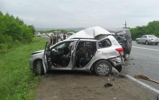 Жители Хабаровска и Сахалина погибли в аварии под Уссурийском